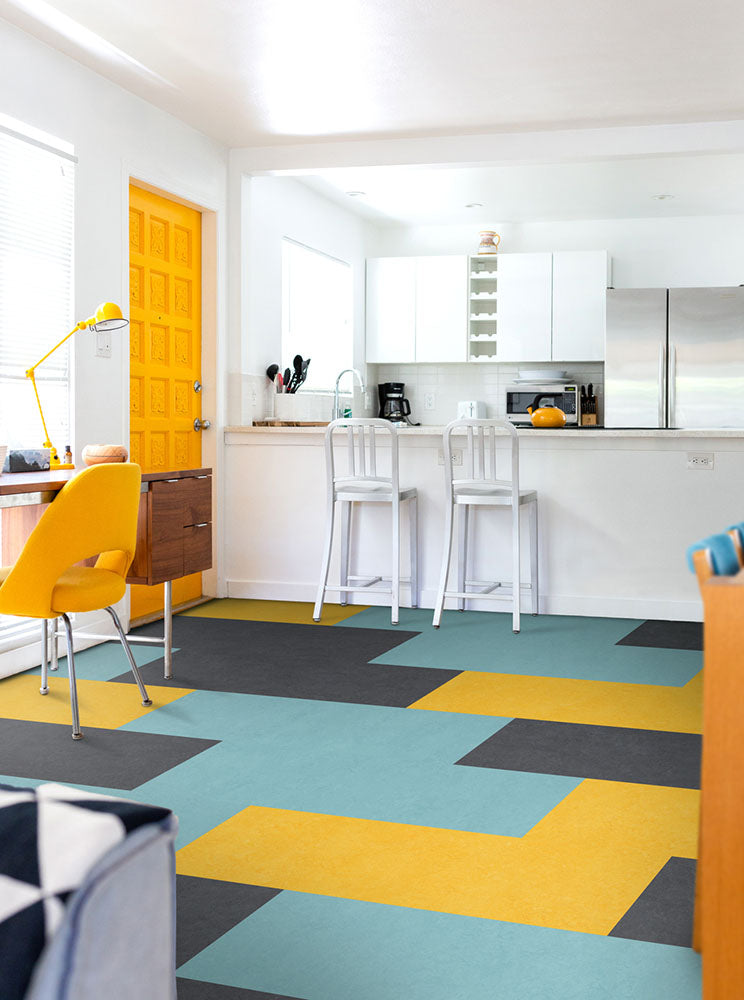Volcanic Ash 3872, Aqua 3267, and Lemon Zest 3251