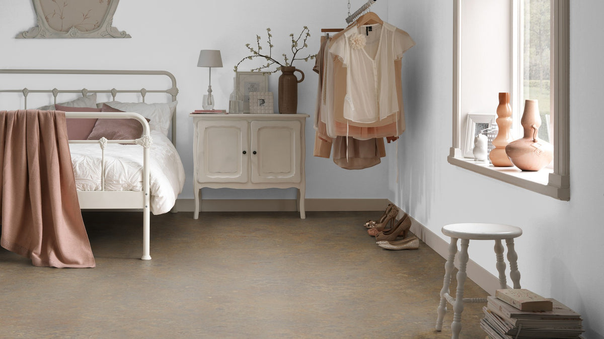 Cork Tree 3426