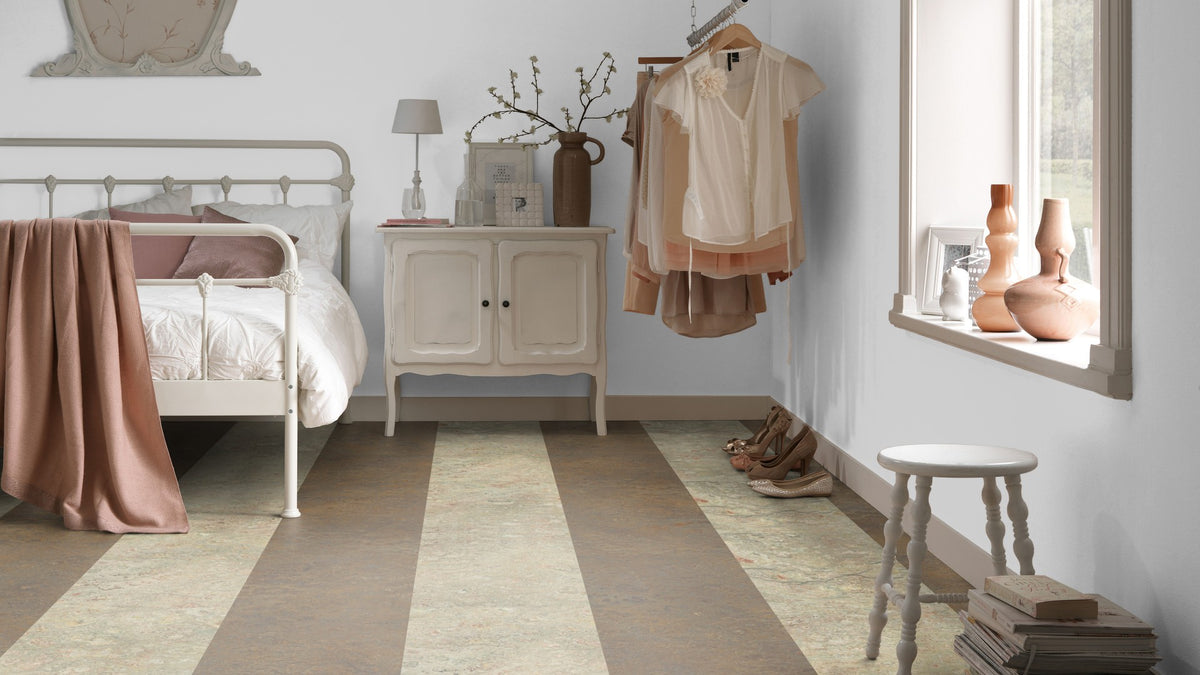 Cork Tree 3426, Agate 3427
